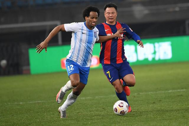 曼联队内前五高薪球员 只剩B费还对球队有所帮助