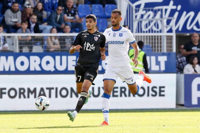 费内巴切即将官宣什克租借加盟 巴黎承担部分薪水